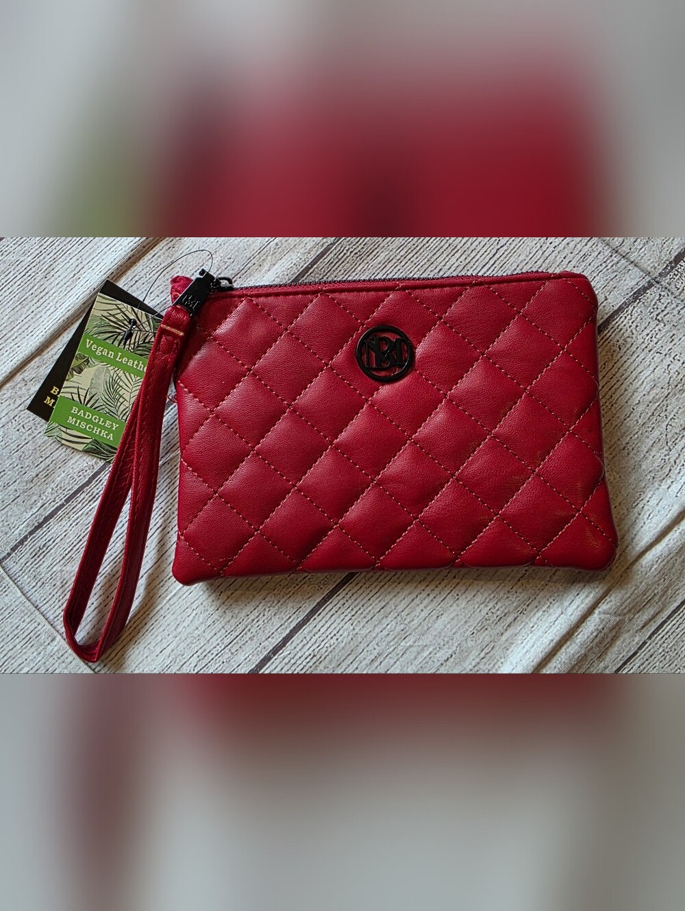 Badgley Mischka Quilted Zip Red Wristlet w/ Card Slots Brand New w/ Tag